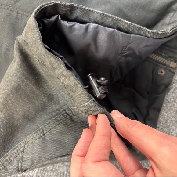 CARHARTT Women’s Black Full Swing Cryder Jacket Utility Work Jacket size: XS 0/2 - Picture 4 of 11